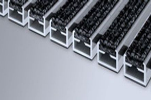 MARSCHALL-Aluminium-Profilmatten für extreme Belastungen, 2,5mm Profilstärke, 17mm und 22mm Höhe, teils auch geeignet für Außenbereiche